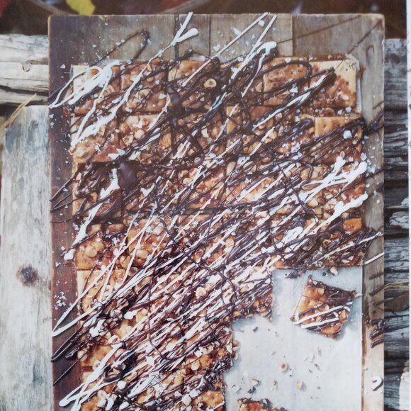 LCBO FOOD & DRINK SUMMER 2017. COVER - RADICCHIO, ENDIVE & SPICY LETTUCE ....... - Picture 4 of 8